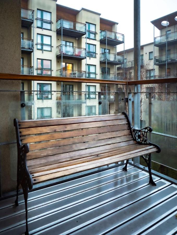 Apartment Altido Elegant 2br Apt With Balcony And Parking Edinburgh