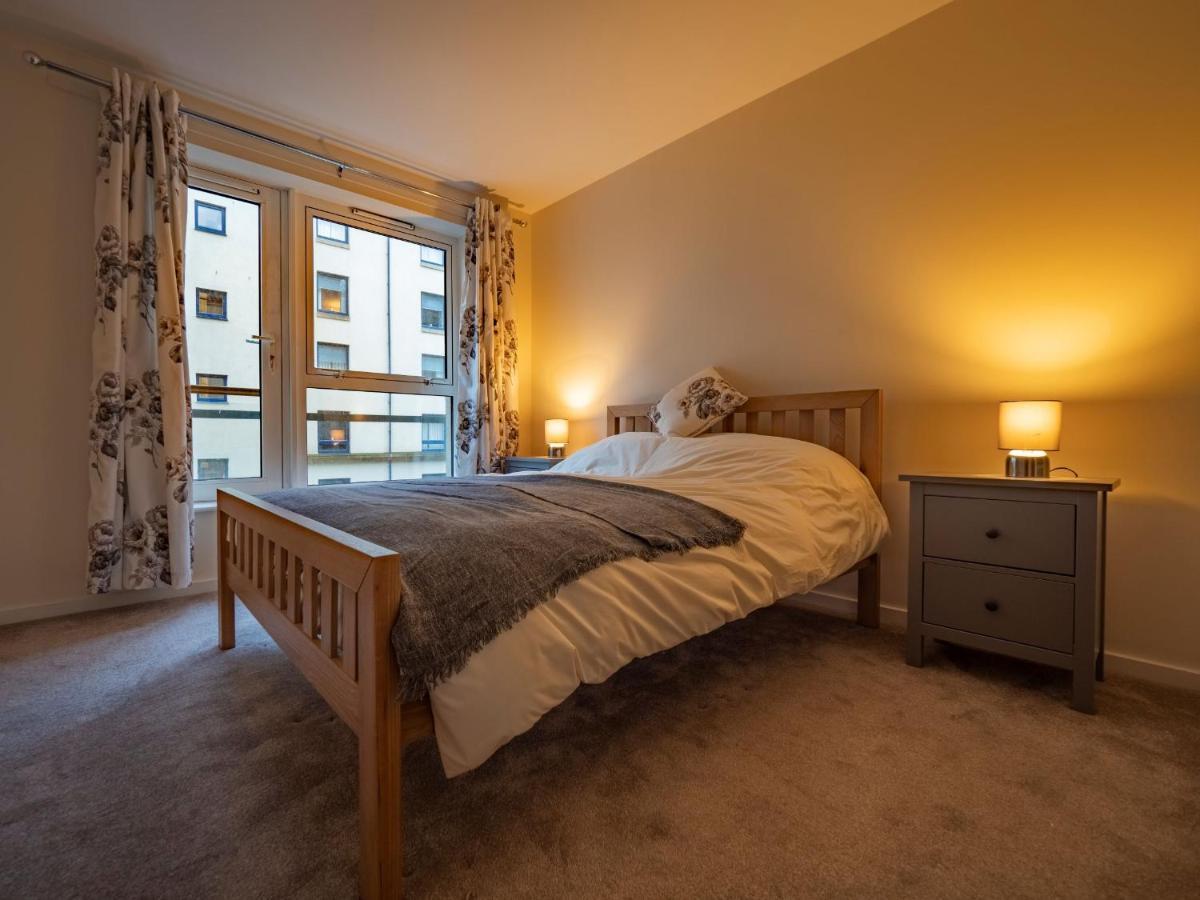 Apartment Altido Elegant 2br Apt With Balcony And Parking Edinburgh